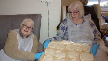 Clarendon Hall care home Residents make pizzas for tea